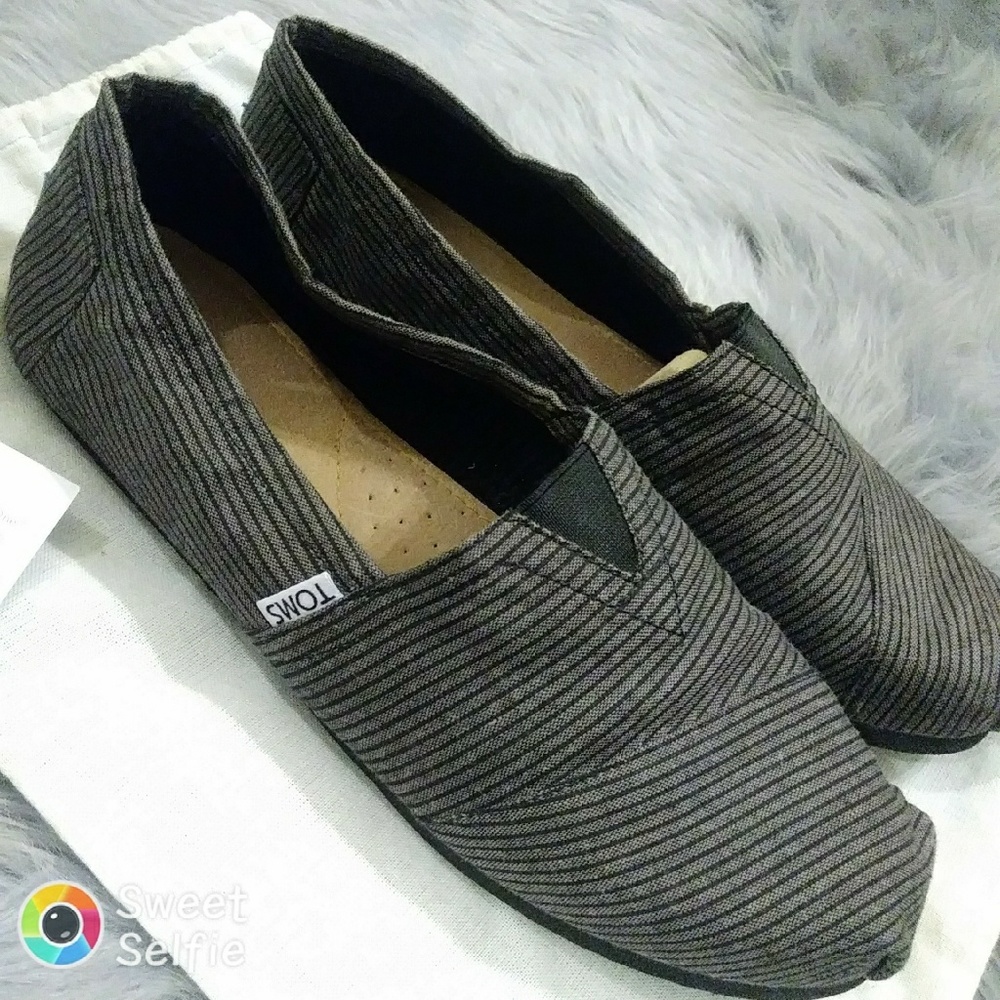 Tom's men shoes